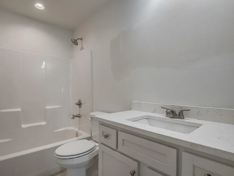 816 W Nevada Ave — Photo 26