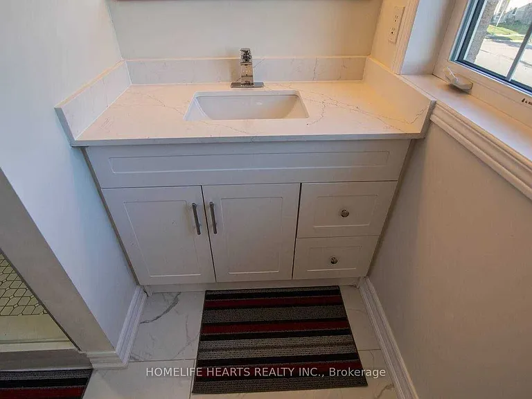 70 Beach Blvd — Photo 14