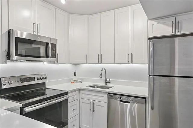 1765 Coliseum St #217 — Photo 8