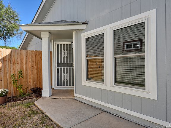2nd image of 9003 LEVELLAND