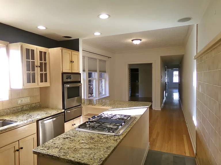 4519 N Harding Ave #1 — Photo 3