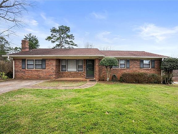 2nd image of 235 La Vista Ln