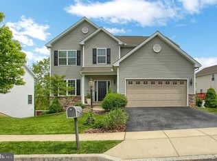 1660 Lowell Ln, New Cumberland, PA 17070