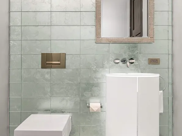 927 5th Avenue image 17 of 20