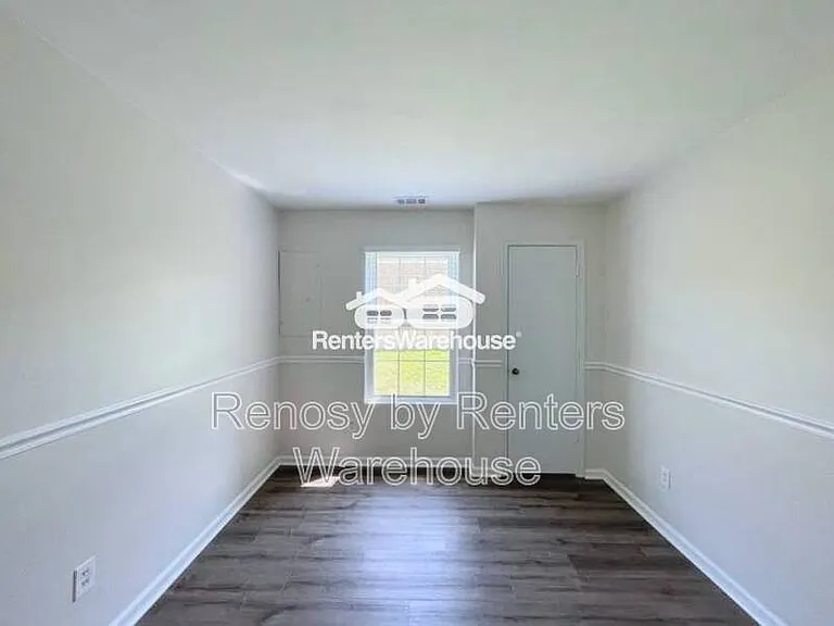 2549 Hunters Run Trl — Photo 23