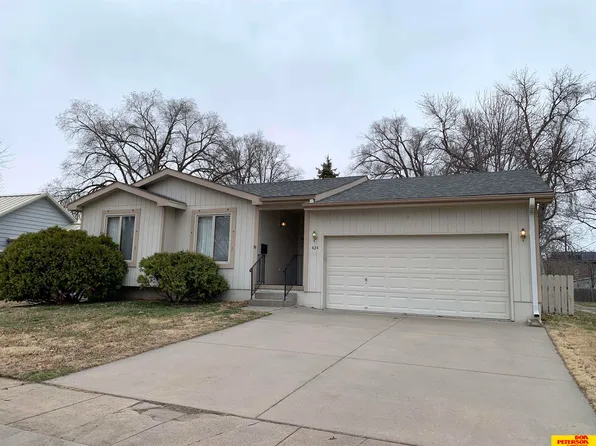 424 E 21st St, Fremont, NE 68025
