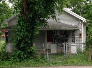 775 S Irvine Rd, Irvine, KY 40336