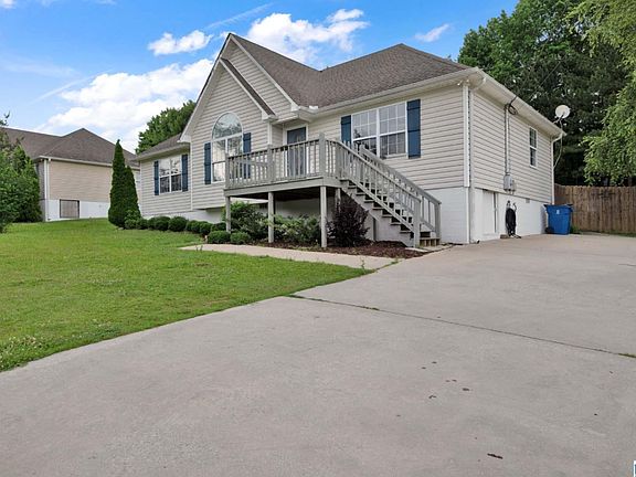 2nd image of 755 Deans Ferry Rd
