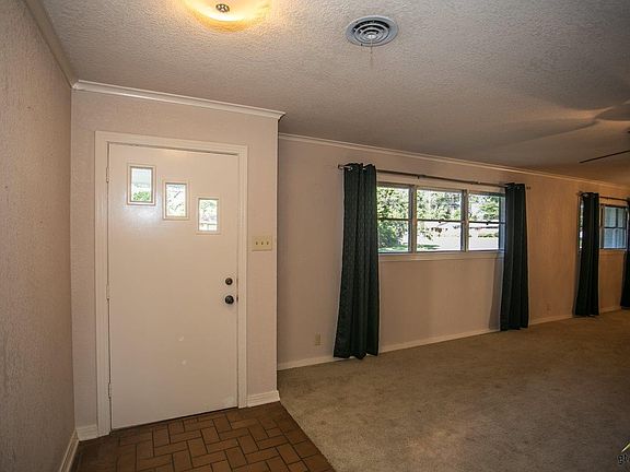 5th image of 3200 Harwood Dr