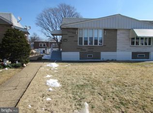 8571 Tolbut St, Philadelphia, PA 19152