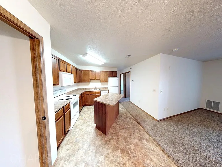 Gaspar Apartments — Photo 21