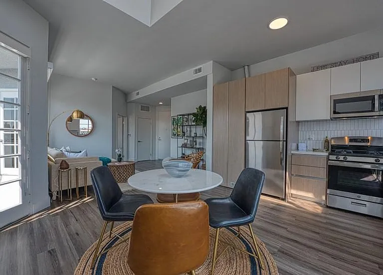 3855 by CLG — Photo 21