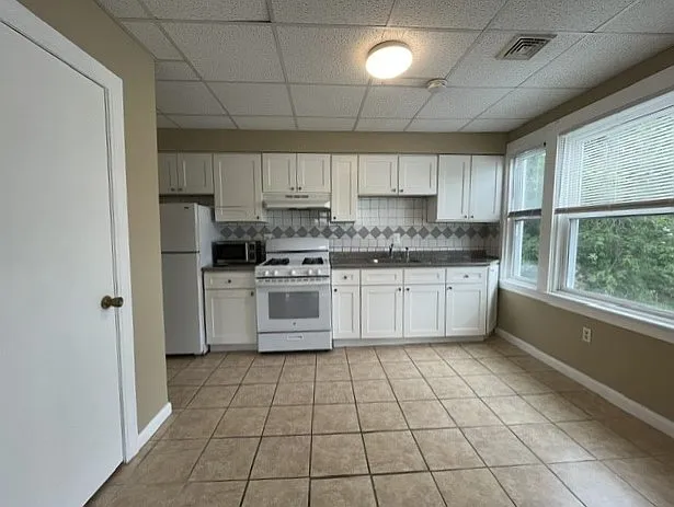 1 bed, 639 sqft, $1,550 — Photo 4