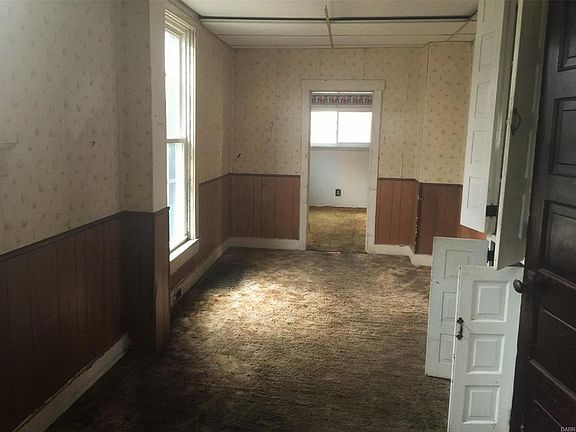 3rd image of 2229 Ravenwood Ave