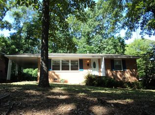 220 Forest Hills Dr, Montgomery, AL 36109