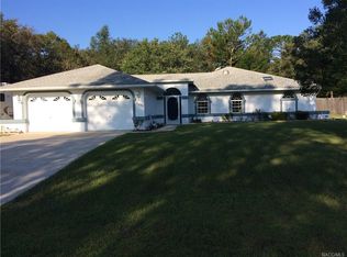 8980 N Gilovu Dr, Citrus Springs, FL 34433