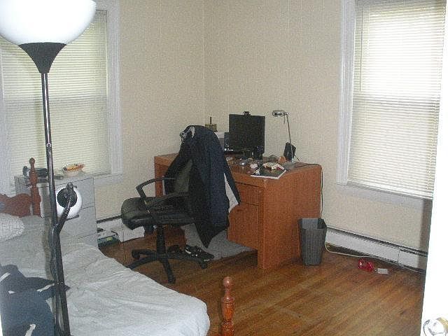 2nd image of 1 Ashford Ct APT 4D
