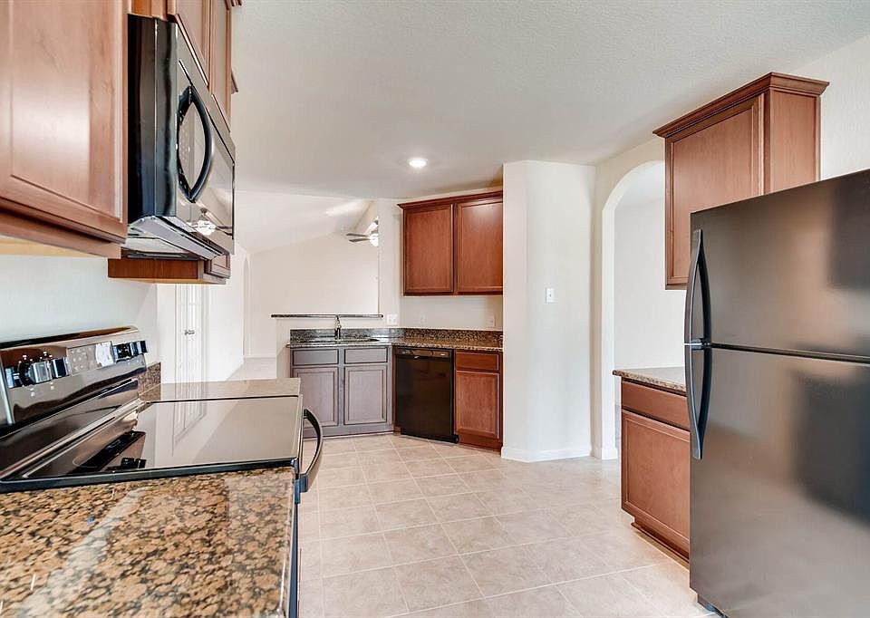 1st image of 22726 Hollow Amber Dr