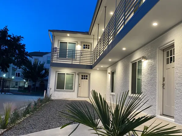 2201 N Garrett Ave, Dallas, TX