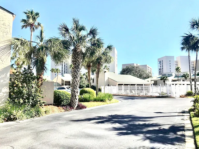 Gulf Shore Dr — Photo 8