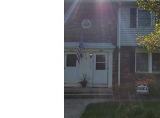 1218 N Carpenter Rd, Brunswick, OH 44212