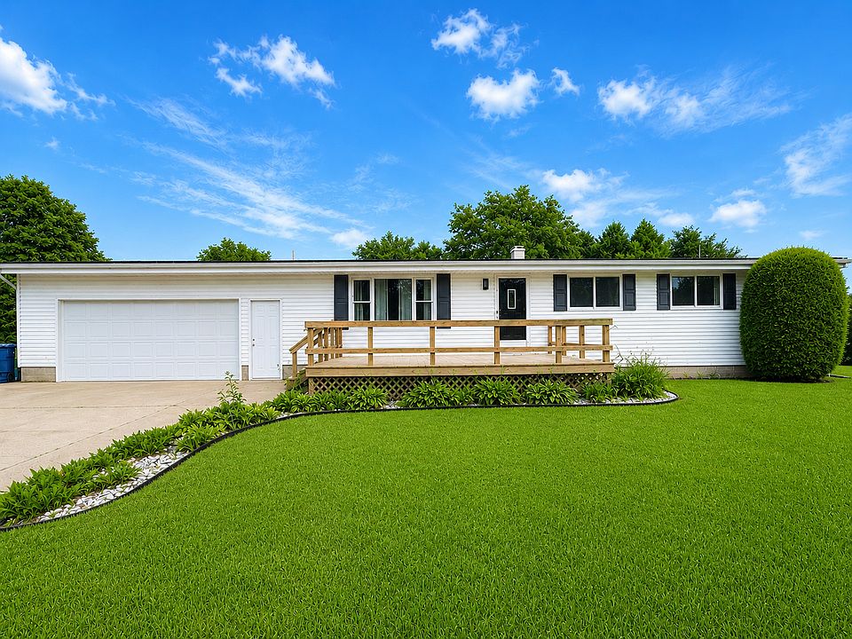 1st image of 3 Chapel Ct