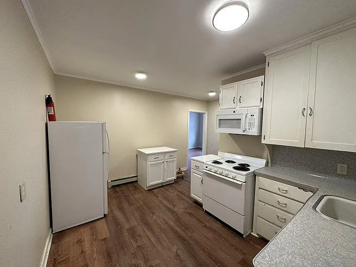 2 bed, 650 sqft, $850 — Photo 4