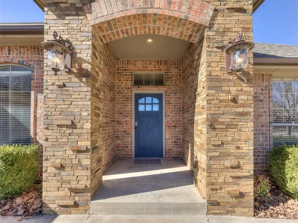 2317 Glenmere Dr, Edmond, OK 73013