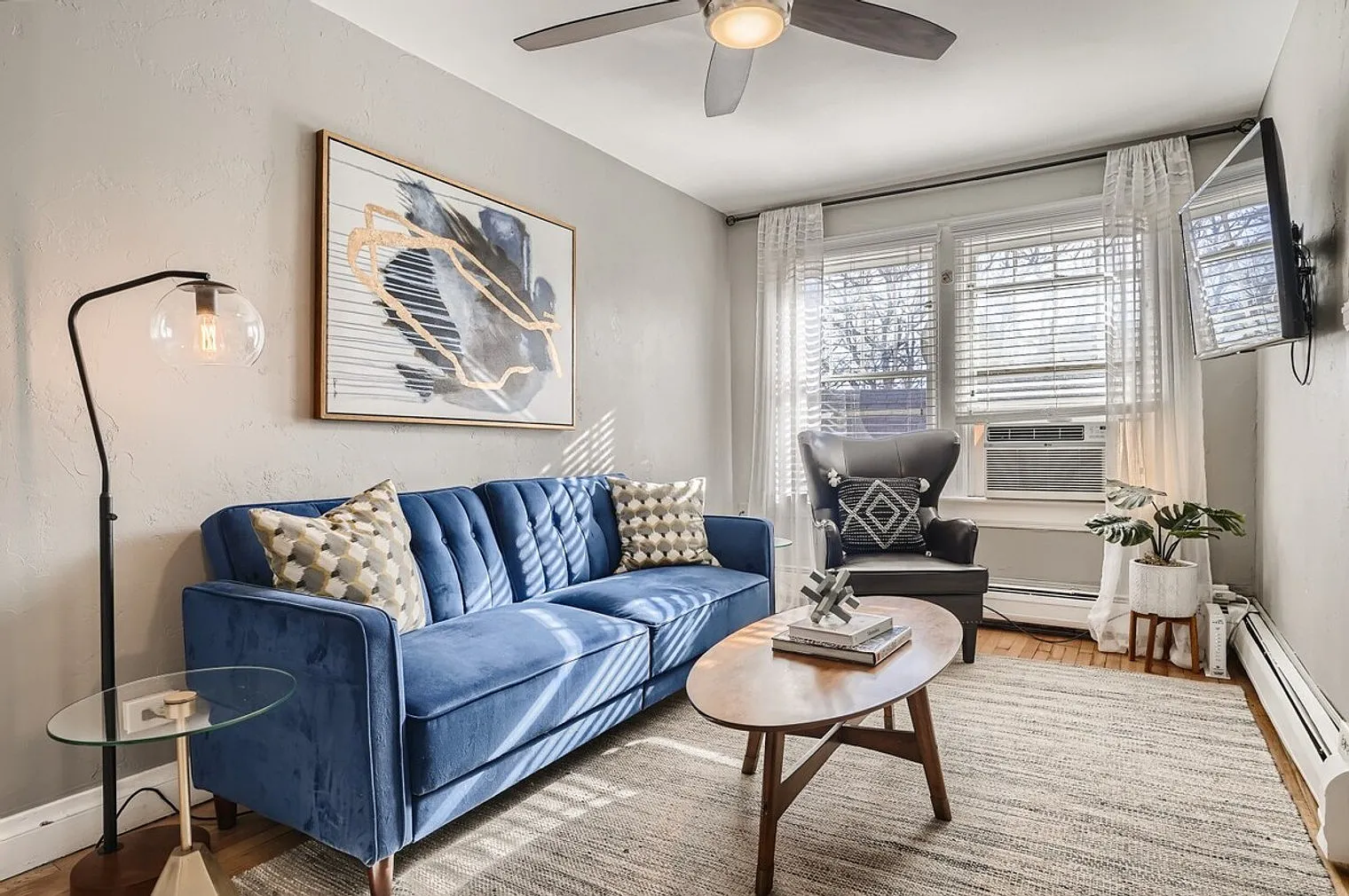 1 bed, 1.0 bath, 559 sqft, $2,691 — Photo 1