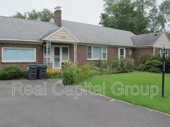 2204 Dean St, Niskayuna, NY 12309