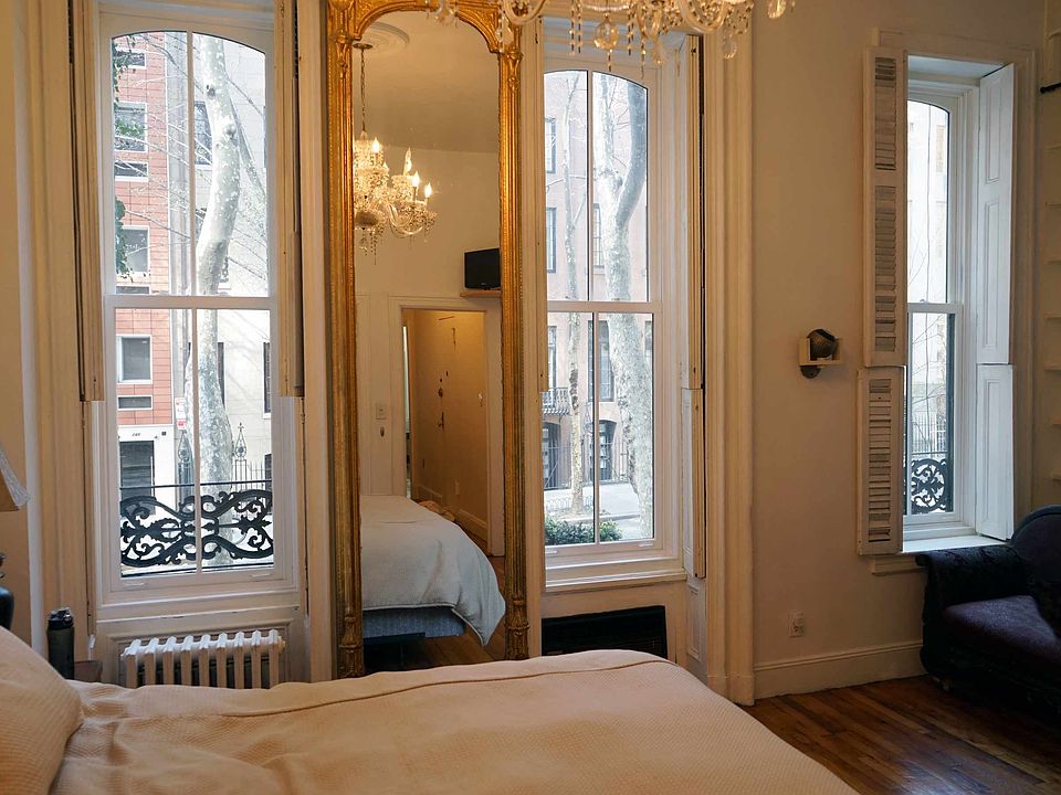 1st image of 247 E 49th St #1D