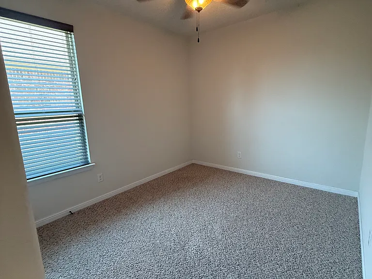 12252 Walden Wood Dr — Photo 21