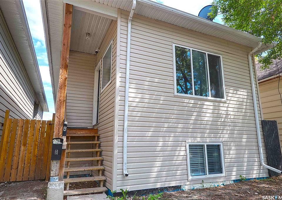 1st image of 741 GARNET STREET