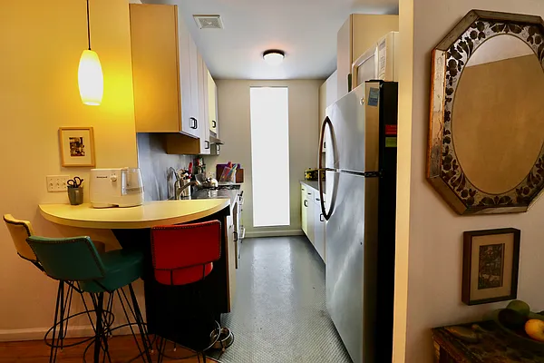 Rented by REAL New York | media 16