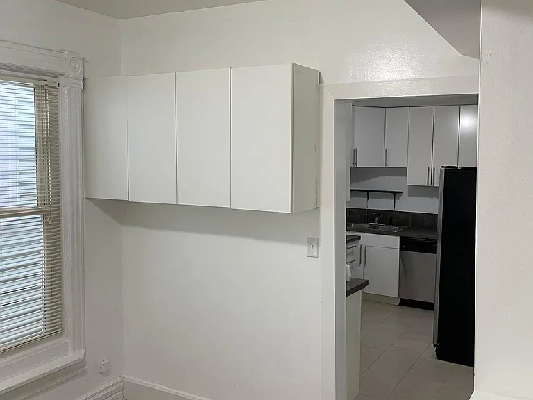 1721 N Kimball Ave #2R — Photo 6
