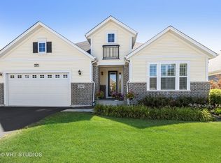 2967 Chevy Chase Ln, Naperville, IL 60564