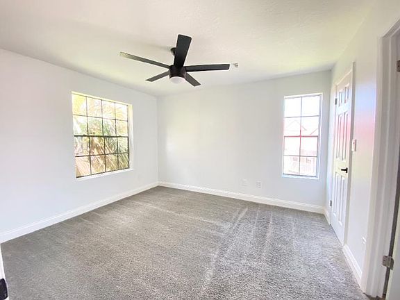 4th image of 224 Afton Sq Unit 206