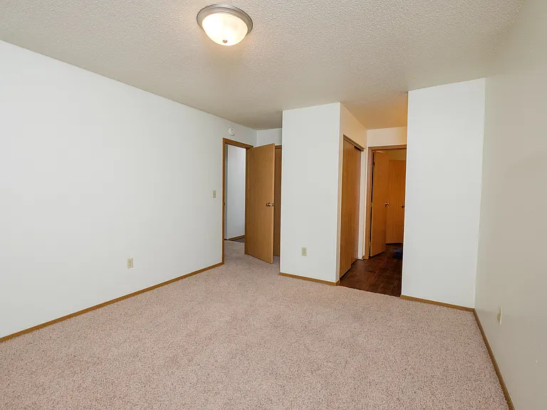 Fargo, ND Cedars 2 Apartments | Bedroom
