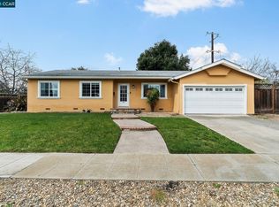 8372 Deervale Rd, Dublin, CA 94568
