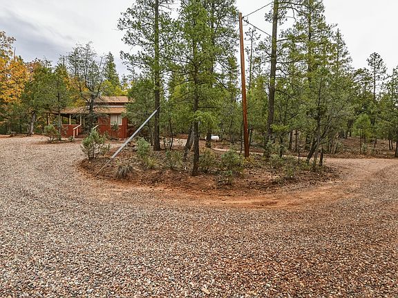 2nd image of 195 N Juniper Way