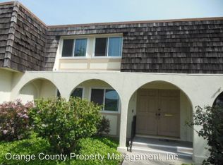 9536 Bloomfield Ave, Cypress, CA 90630