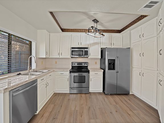 2nd image of 4021 Winter Park Ln