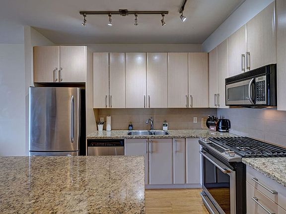 5th image of 5160 Davis Bay Rd #360