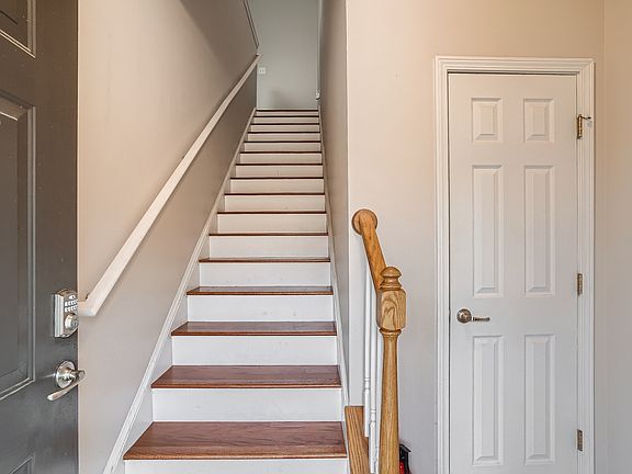 5th image of 5103 Woodland Ln