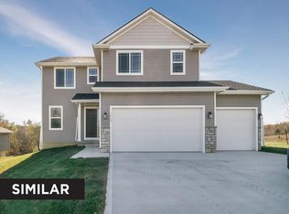 5320 Saint Andrews Cir, Des Moines, IA 50320