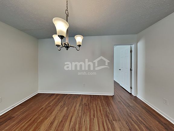 5th image of 8115 Royal Elm Dr