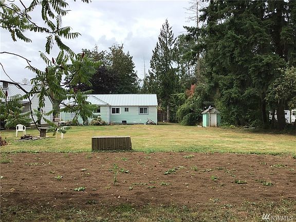 5th image of 615 Leonard Rd