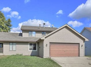 725 Higgins Rd #725, Champaign, IL 61822