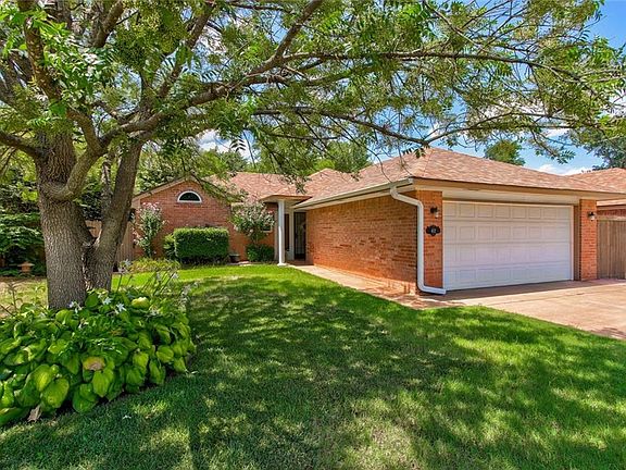 2nd image of 412 Baron Dr