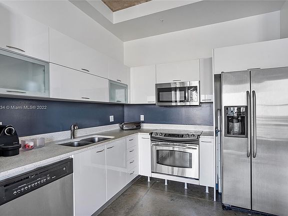 3rd image of 133 NE 2nd Ave APT 2609